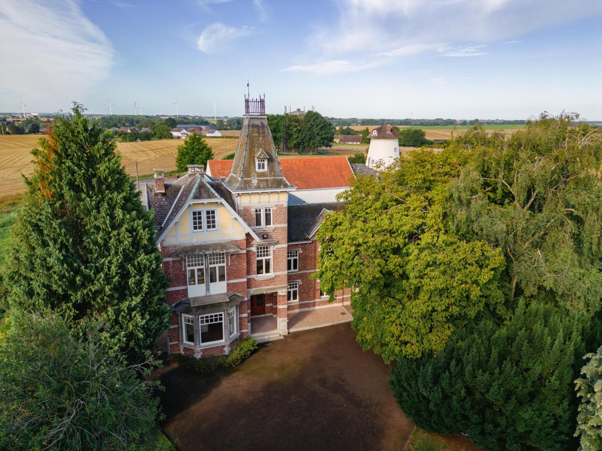 Manoir Du Moulin Hotell Berloz Eksteriør bilde